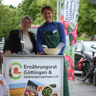 Infostand-Katrin-Sarah_1400_DSC_0072_web Infocounter des Ernährungsrat Göttingen